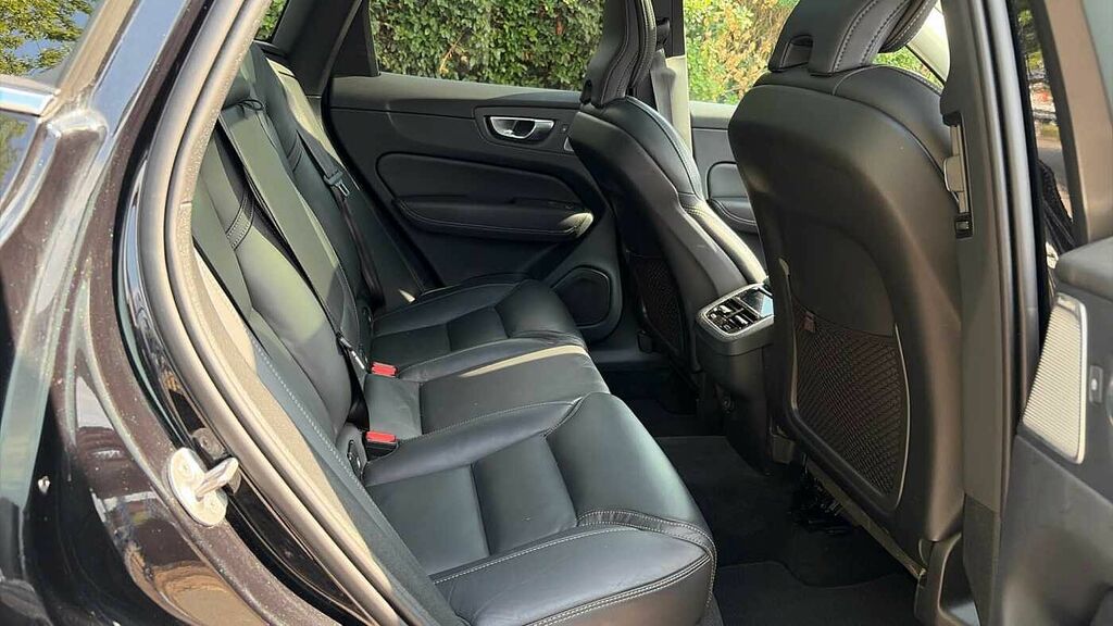 Volvo XC60 Ultra, B5 Awd Mild Hybrid, Bright RV74EDP Black #6