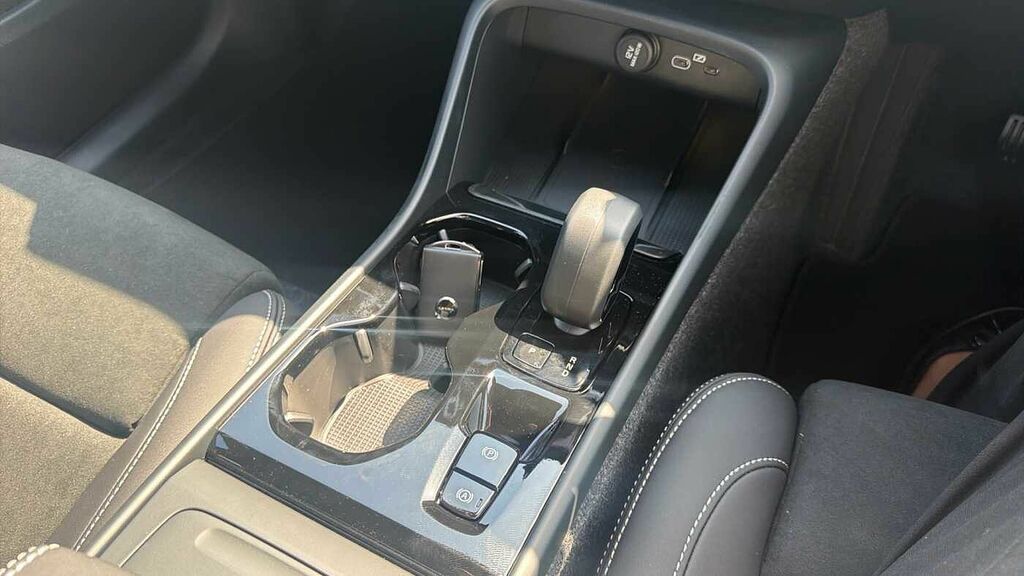 Volvo XC40 B3 P Black Edition Plus Blue #19