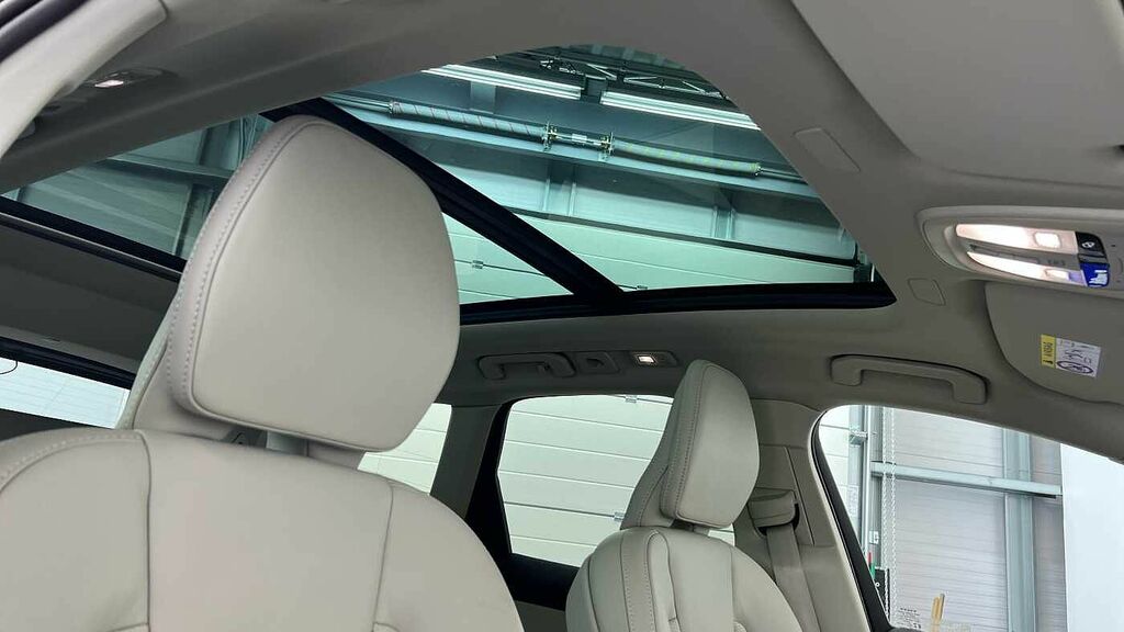 Volvo XC60 Ultimate Grey #31
