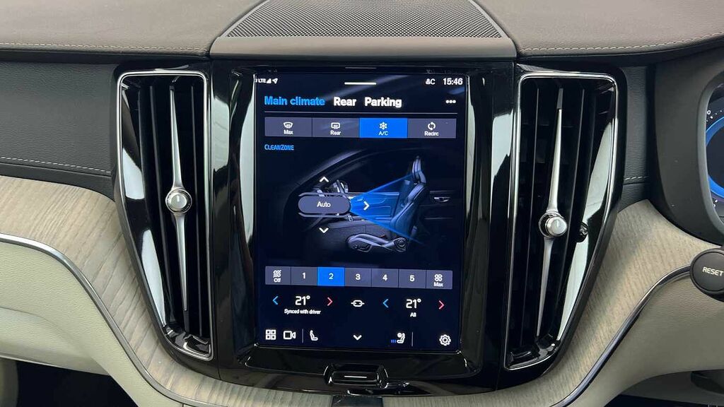 Volvo XC60 Ultimate Grey #17