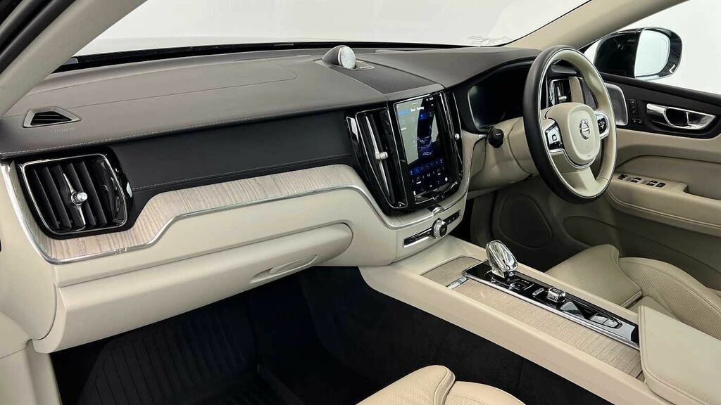 Volvo XC60 Ultimate Grey #35