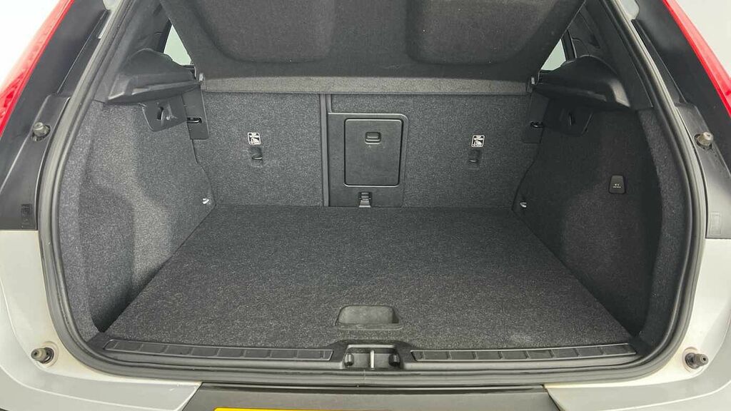 Volvo XC40 R-design, T3 Silver #5