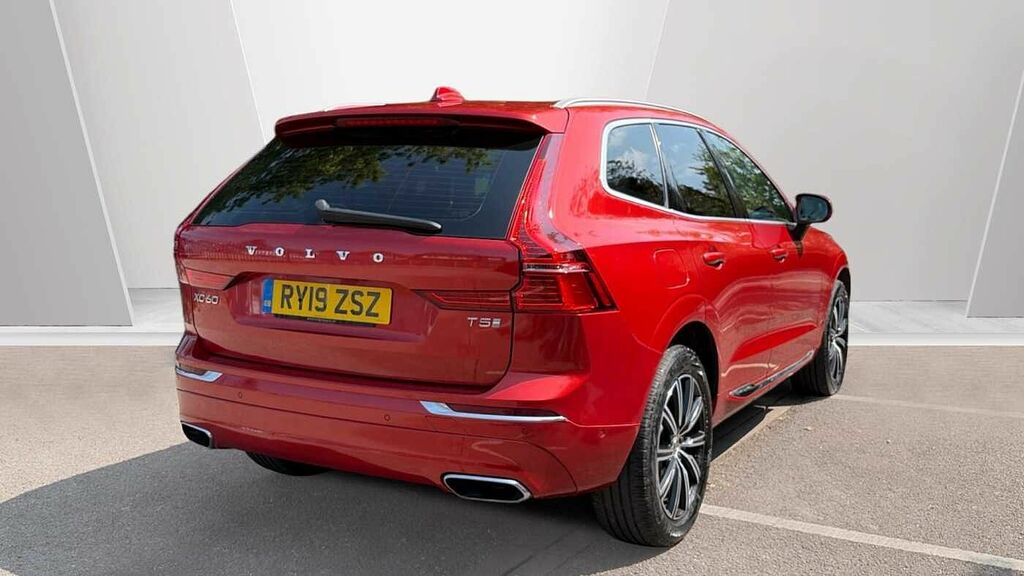 Volvo XC60 T5 Inscription Red #2