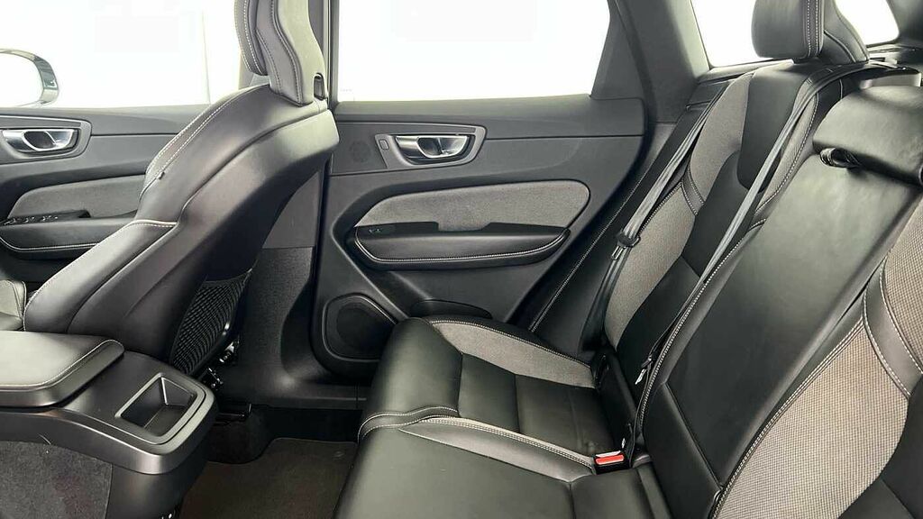 Volvo XC60 Suv Grey #7