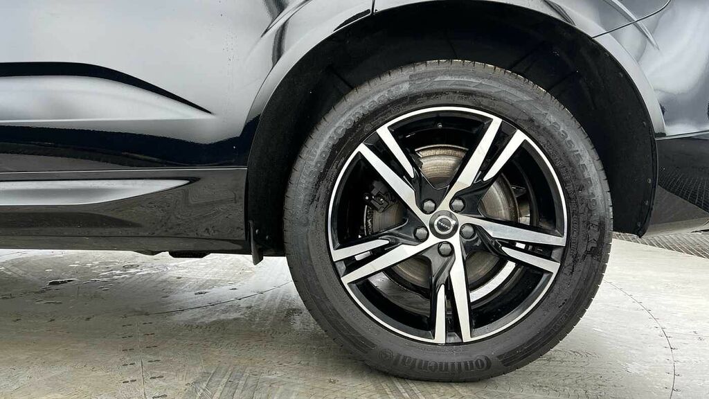 Volvo XC60 R-design, B4 Awd Mild Hybrid Black #4