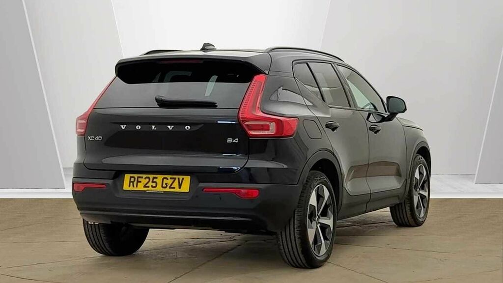 Volvo XC40 Plus, B4 Mild Hybrid, Dark Black #3