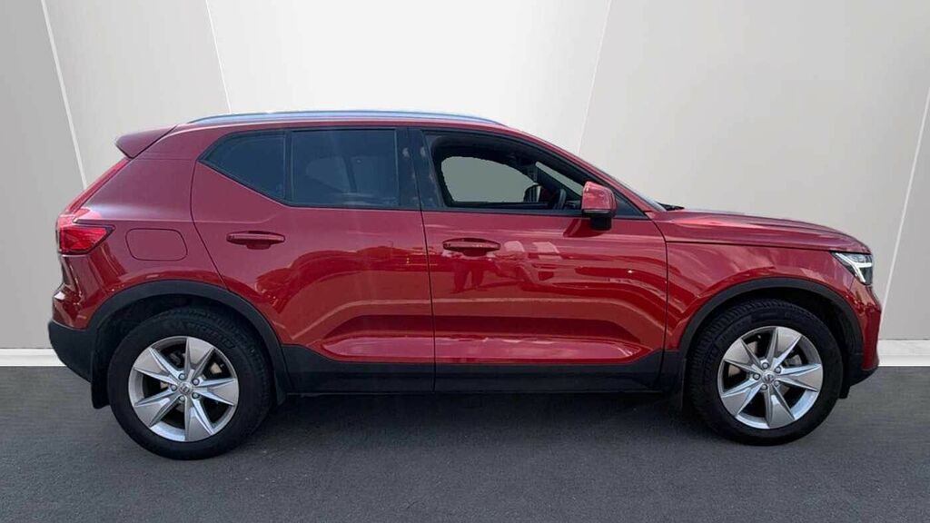 Volvo XC40 Core, B3 Mild Hybrid, RJ24HVO Red #3