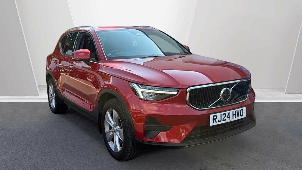 Volvo XC40 Core, B3 Mild Hybrid, RJ24HVO Red