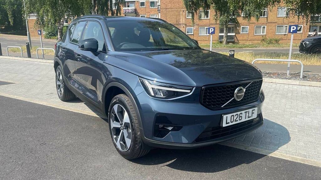 Volvo XC40 2.0 B3p Plus Black Edition Black #36