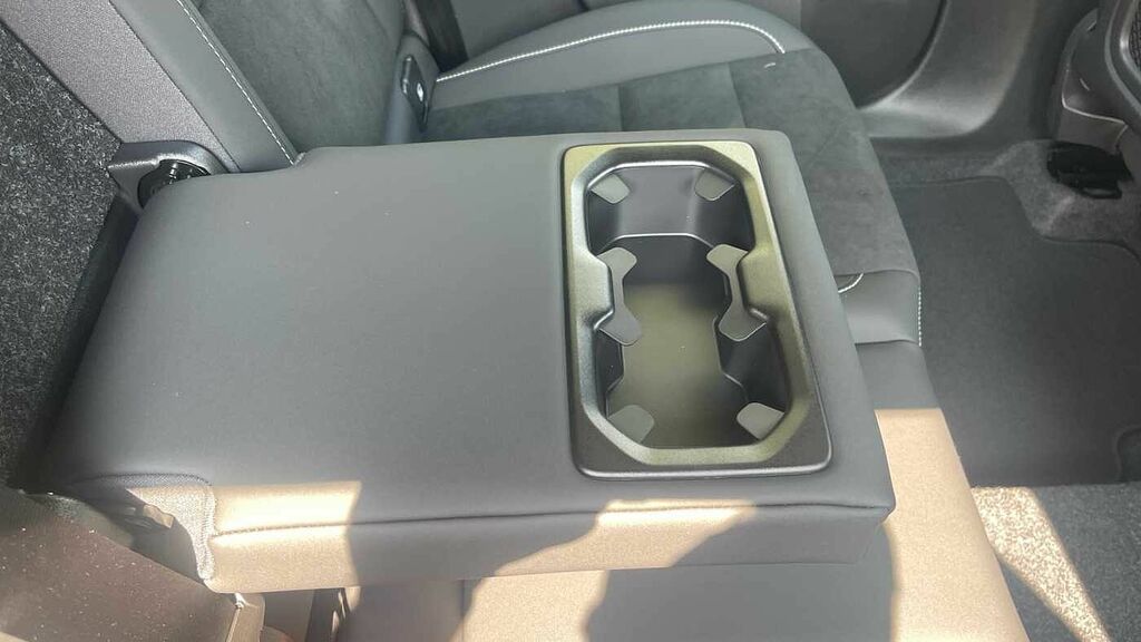 Volvo XC40 2.0 B3p Plus Black Edition Black #31