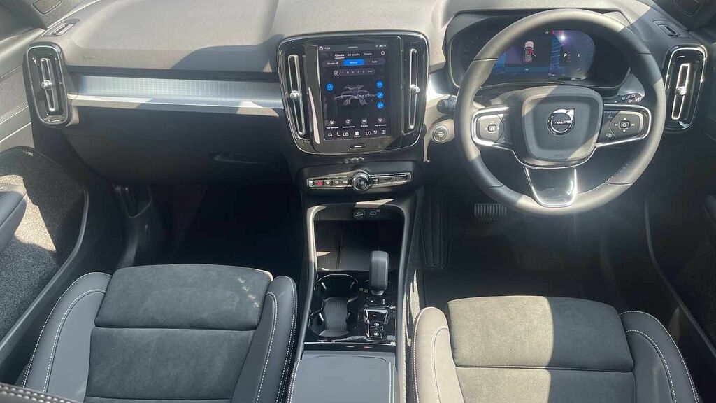 Volvo XC40 Plus, B3 Mild Hybrid, Dark Blue #5
