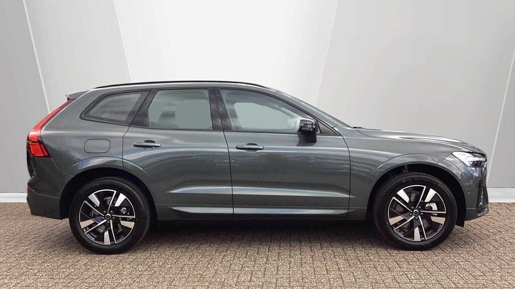 Volvo XC60 Plus, B5 Awd Mild Hybrid, Dark RE26NBJ #3