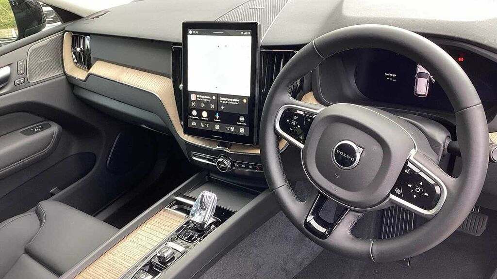 Volvo XC60 Plus, B5 Awd Mild Hybrid, Dark RE26NBJ #4
