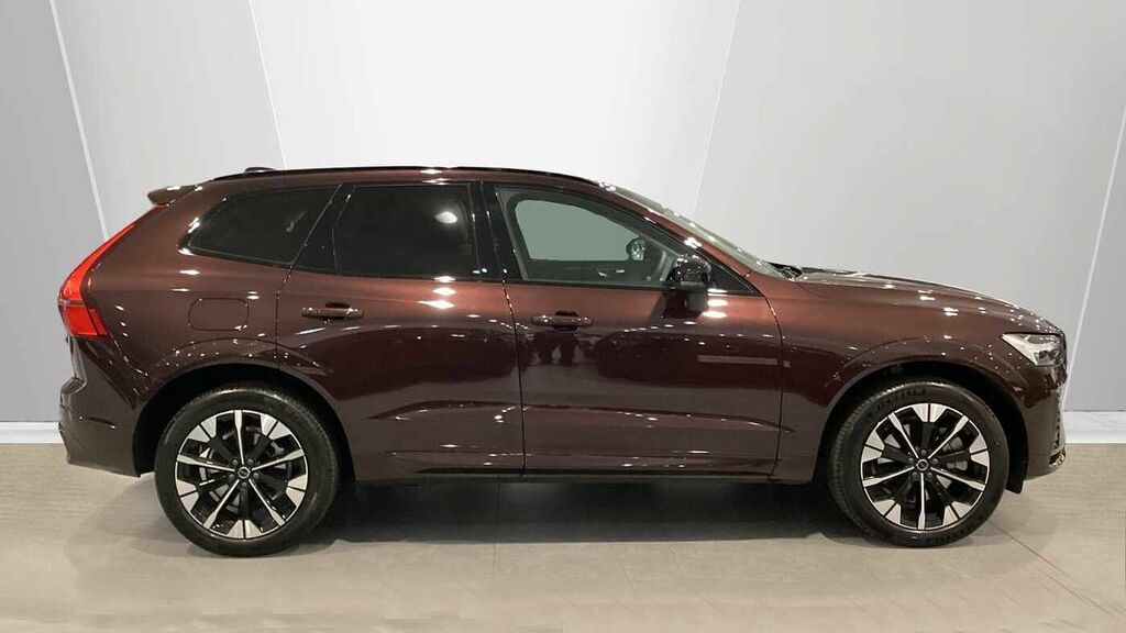 Volvo XC60 Plus, T6 Awd Plug-in Hybrid, Dark LS26OLE Red #3