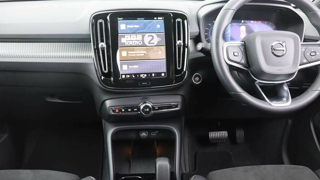 Volvo XC40 Plus, B3 Mild Hybrid, Dark YC25UKU White #5