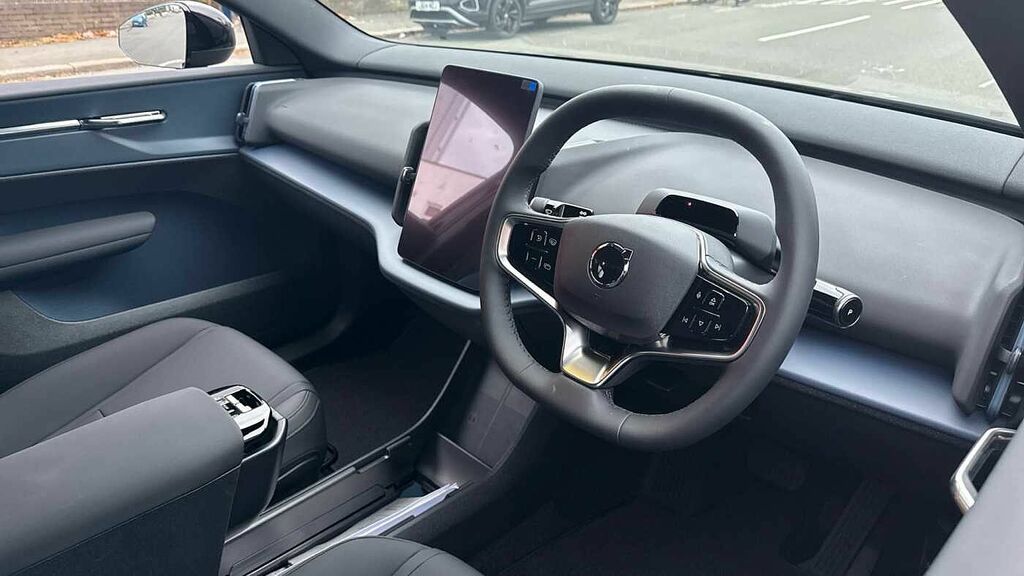 Volvo EX30 Plus, Twin Motor Performance, Black #4