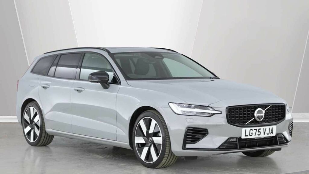 Volvo V60 Ultra, T8 Awd Plug-in Hybrid, Dar Grey