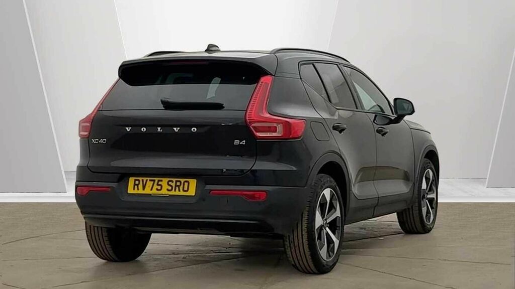 Volvo XC40 Plus, B4 Mild Hybrid, Dark Black #3