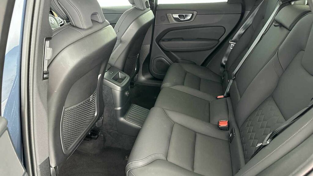 Volvo XC60 Volvo Xc60 Plus Black Edition Black #13