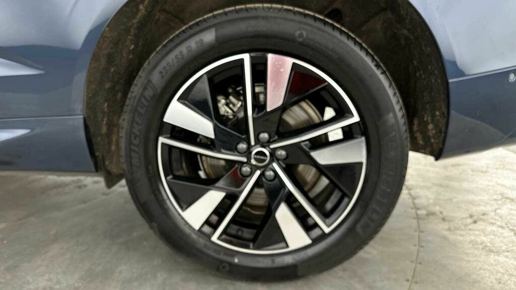 Volvo XC60 Volvo Xc60 Plus Black Edition Black #16