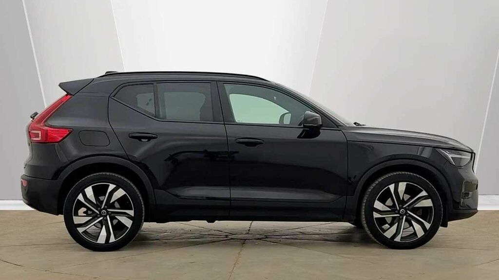 Volvo XC40 Ultimate, B4 Mild Hybrid, Dark Black #2
