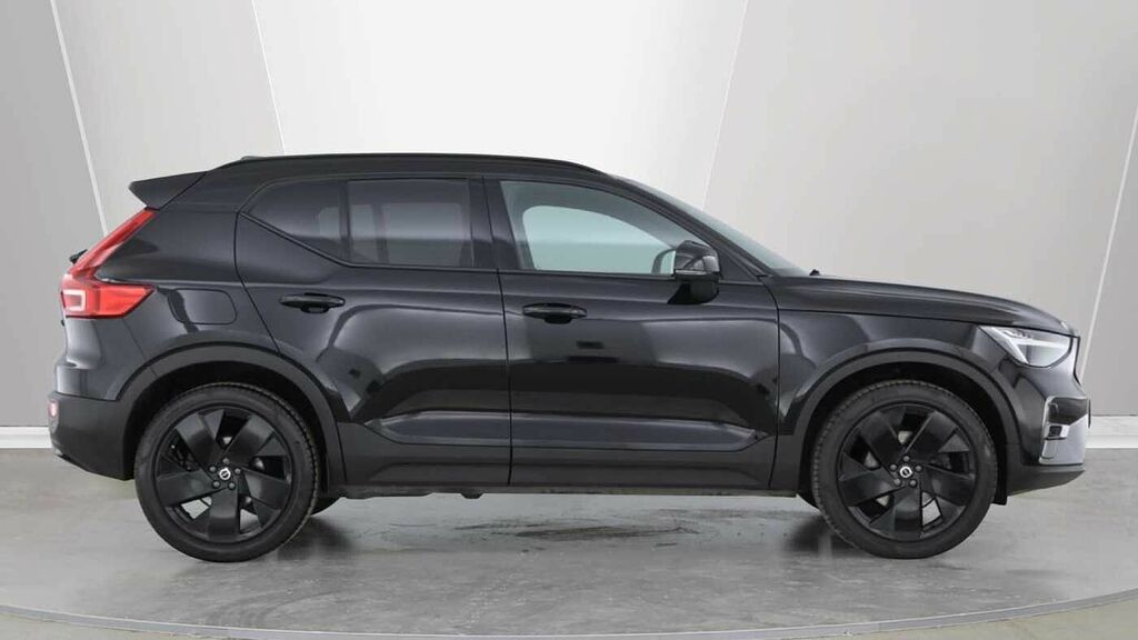Volvo XC40 Black Edition Plus, B3 Mild Hybrid, OY75UVH Black #2
