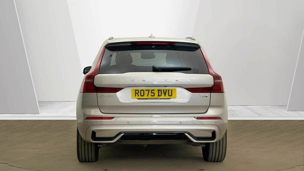 Volvo XC60 Plus, T6 Awd Plug-in Hybrid, Dark  #4