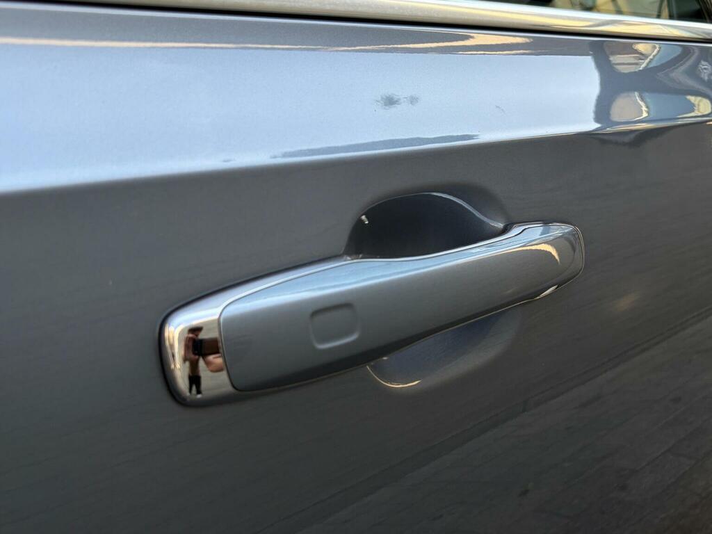 Volvo S90 D4 Momentum Silver #9