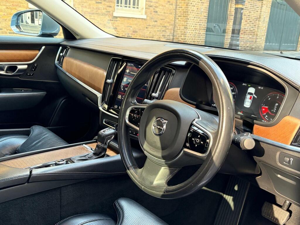 Volvo S90 D4 Momentum Silver #10