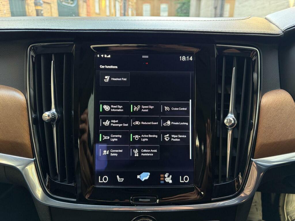 Volvo S90 D4 Momentum Silver #19
