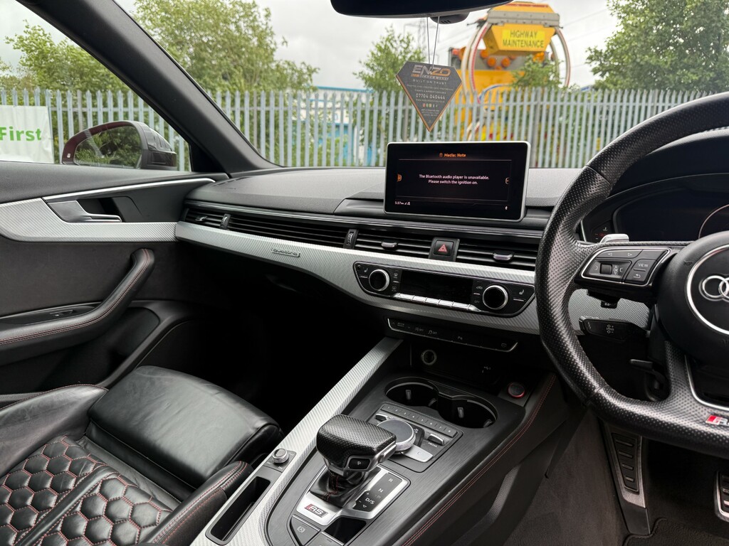 Audi RS4 Avant 2.9L Null Grey #25
