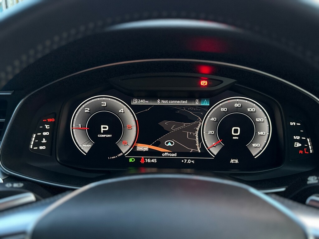 Audi A6 Saloon Sport White #29