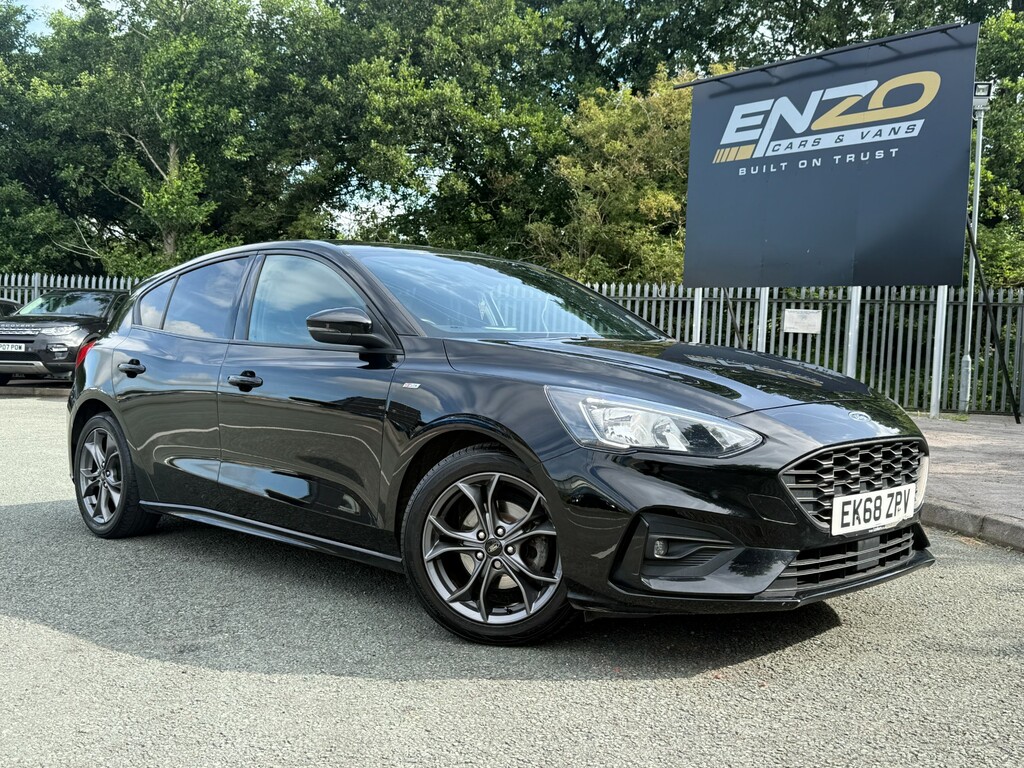 Ford Focus 1.0T Ecoboost St-line Hatchback #3