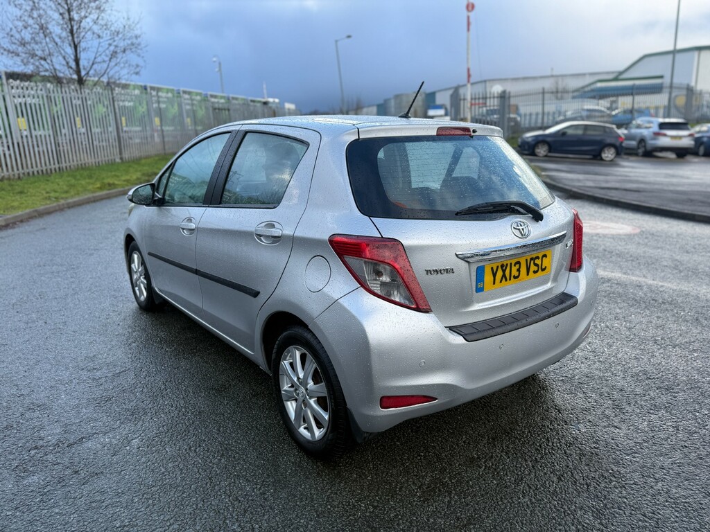 Toyota Yaris 1.4 D-4d Tr Hatchback Euro 5 90 #5