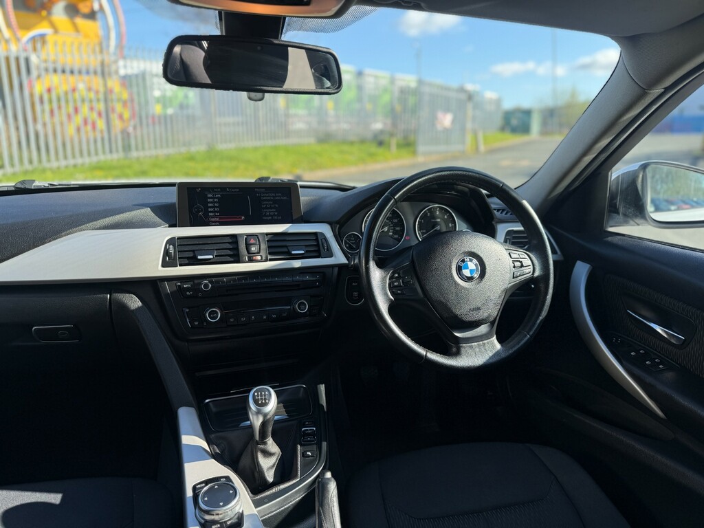 BMW 3 Series Estate 2.0 320D M Sport Touring Xdrive Euro 5 White #18