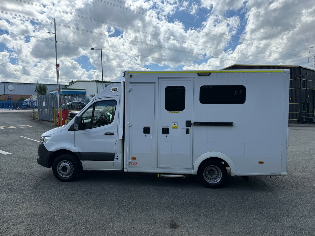 Mercedes-Benz Sprinter 3.0 519 Cdi V6 Chassis Cab G-tronic Rw #3