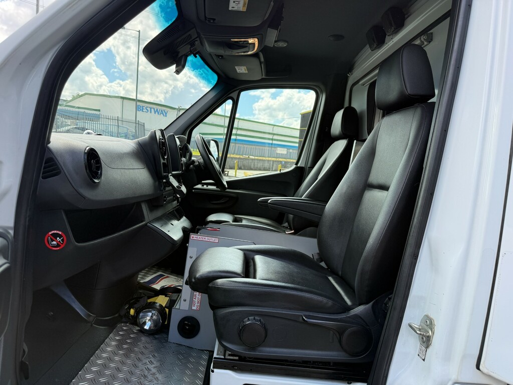 Mercedes-Benz Sprinter 3.0 519 Cdi V6 Chassis Cab G-tronic Rw #6