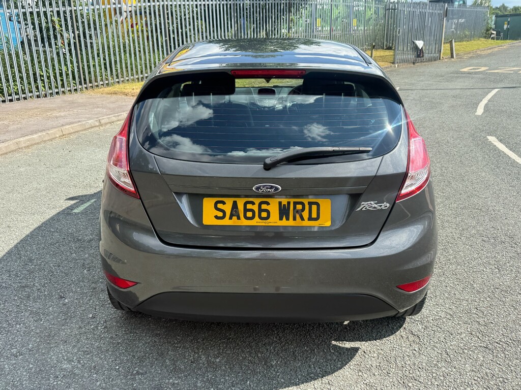 Ford Fiesta 1.25 Zetec Hatchback Euro 6 82  #4