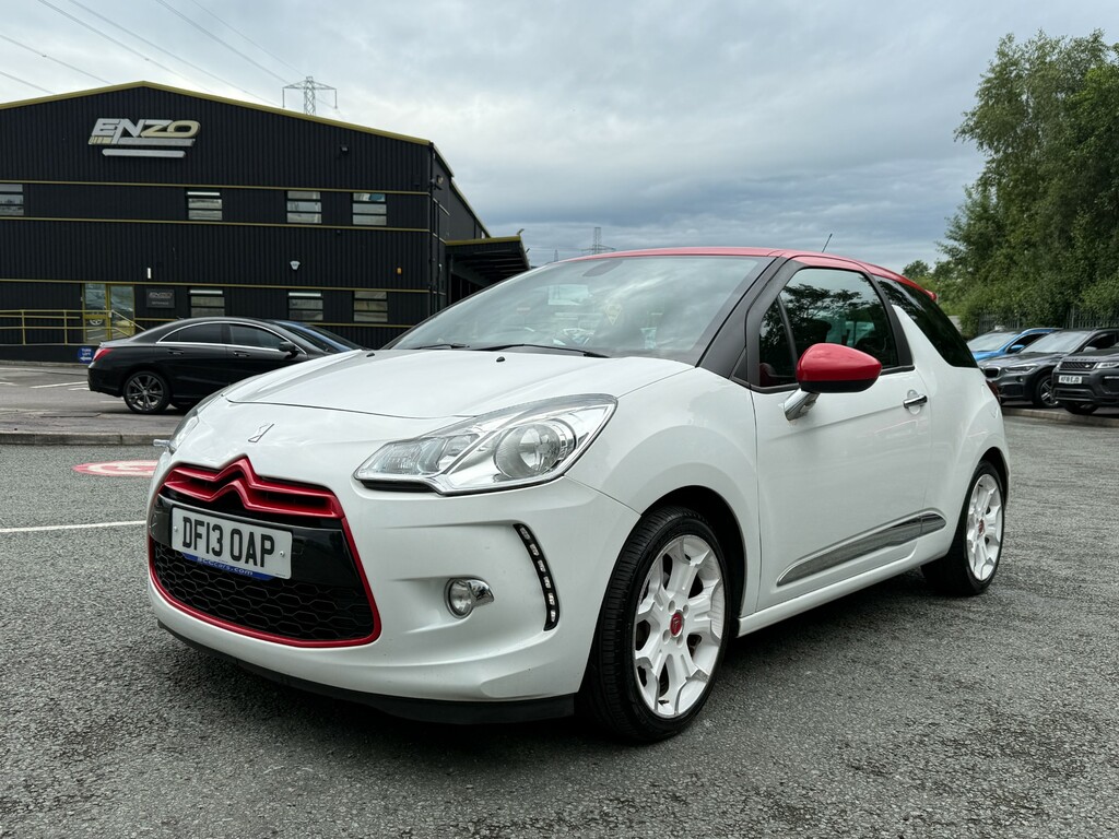 Citroen DS3 1.6 E-hdi Dstyle Plus 90 Bhp White #10