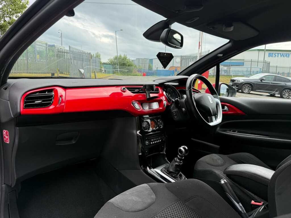 Citroen DS3 1.6 E-hdi Dstyle Plus 90 Bhp White #18