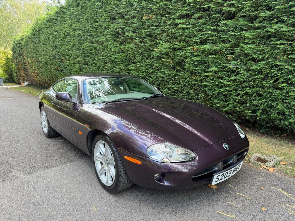 Jaguar XK8 4.0 2dr S203MNV Purple #4