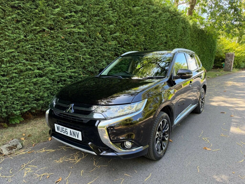Mitsubishi Outlander 2.0H 12Kwh Gx4h Cvt 4Wd Euro 6 Ss Black