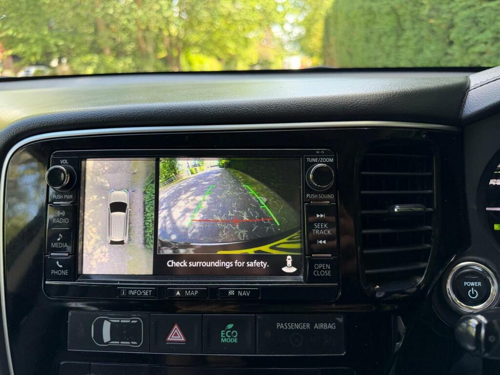 Mitsubishi Outlander 2.0H 12Kwh Gx4h Cvt 4Wd Euro 6 Ss Black #2