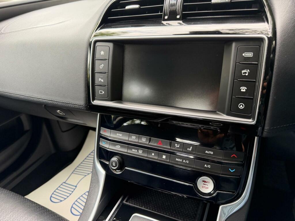 Jaguar XE 2.0D Prestige Euro 6 Ss Grey #16