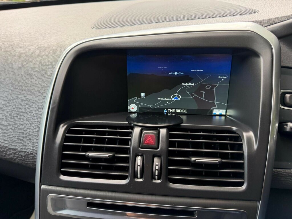 Volvo XC60 2.4 D4 R-design Awd 161 Bhp Grey #2