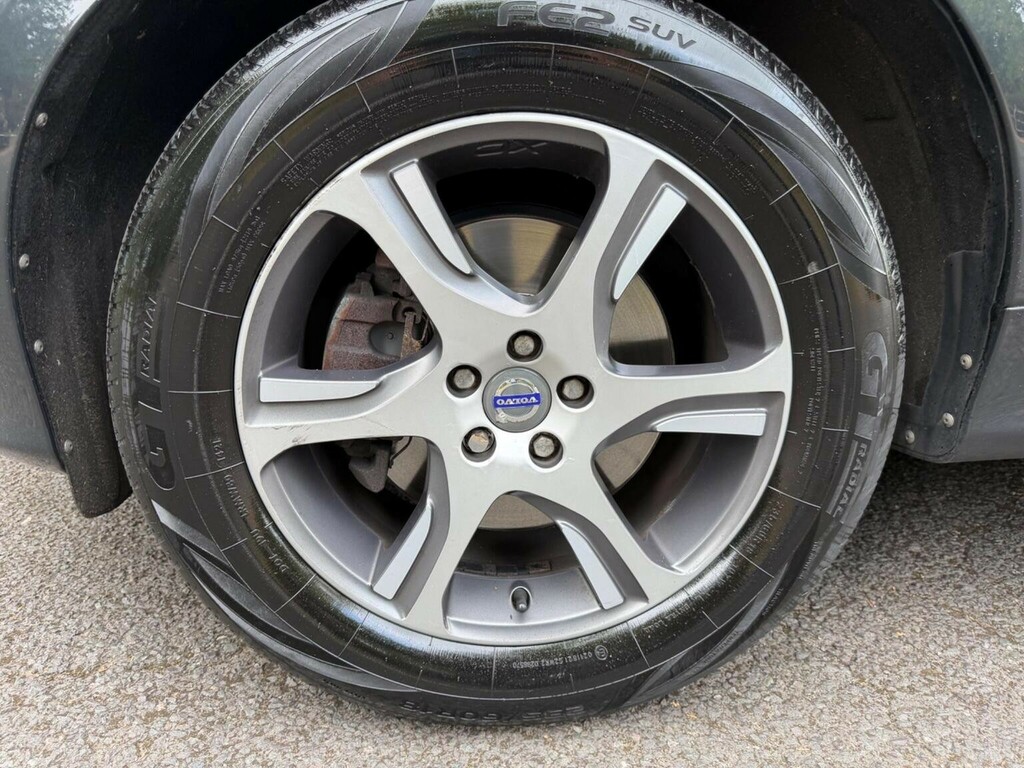 Volvo XC60 2.4 D4 R-design Awd 161 Bhp Grey #18