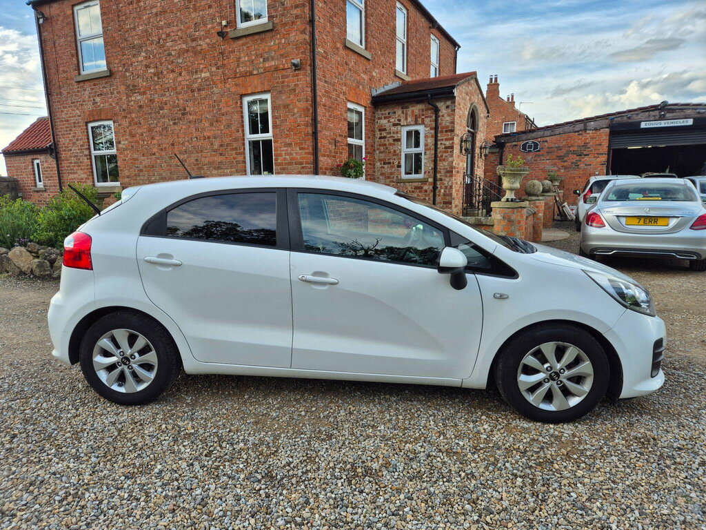 Kia RIO 1.25 Sr7 Euro 6 PX65JWK White #5