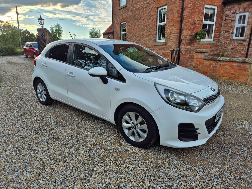 Kia RIO 1.25 Sr7 Euro 6 PX65JWK White #4