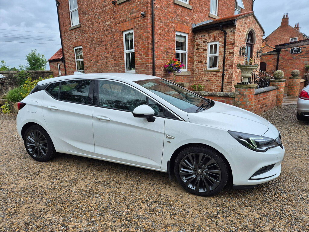 Vauxhall Astra 1.4I Turbo Elite Nav Euro 6 X4ESW White #2