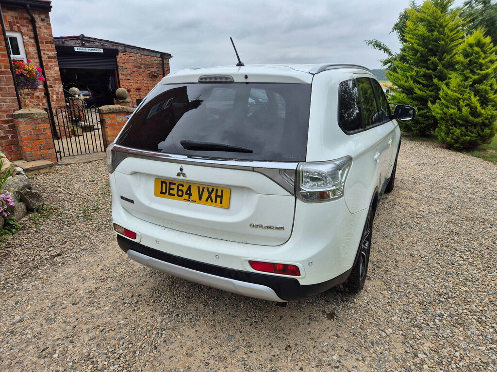 Mitsubishi Outlander 2014 64 Phev #8